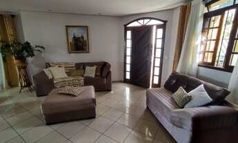 Imagem 4: Casa com 4 dormitórios à venda em Belo Horizonte