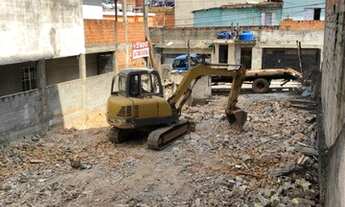 Imagem: Terreno plano com Projeto para 9 aptos