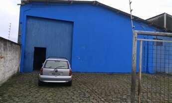 Imagem: Barracão com ótima estrutura e estacionamento