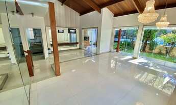 Imagem: Casa de 03 pavimentos com 05 quartos no