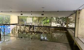 Imagem 15: Apartamento de 160 m2 com 4 quartos em Lourdes - Belo Horizonte - MG