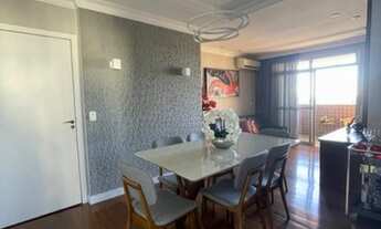 Imagem 5: Apartamento todo reformado com varanda e linda vista