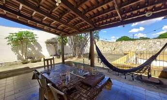 Imagem 4: Casa no Jardim América Casa de Rua com 4 Quarto(s) e 3 banheiro(s) à Venda, 205.54 por R