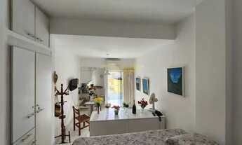 Imagem 10: Apartamento na Barra, distribuído em 43m² com 1 vaga de garagem