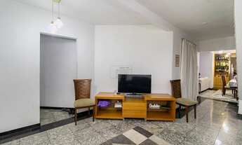 Imagem 4: SOBRADO com 3 dormitórios à venda com 378m² por R$ 1.075.000,00 no bairro Cristo Rei - CUR