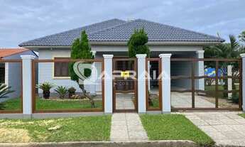 Imagem: Casa em Alvenaria Próxima ao Mar