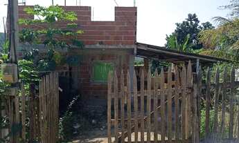 Imagem 4: Casa em Vale dos Reis 4, no ponto de ônibus