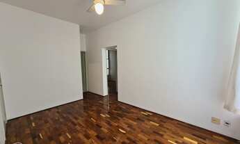 Imagem 2: Apartamento para aluguel com 70 metros quadrados com 3 quartos em Copacabana - Rio de Jane