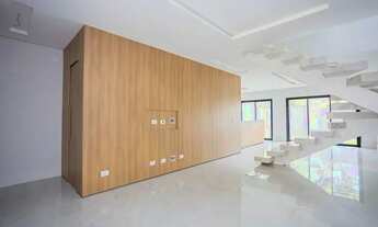 Imagem 2: Casa no UBERABA com 3 dormitórios à venda, 199 m² por R$ 1.490.000 - Uberaba - Curitiba/PR