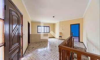 Imagem 2: Casa para Aluguel - Cidade Sao Jorge, 5 Quartos, 300 m2