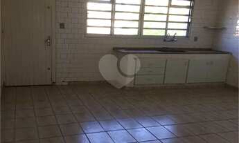 Imagem 6: Sobrado 3 dormitórios com armários embutidos...Dependência de empregada completa