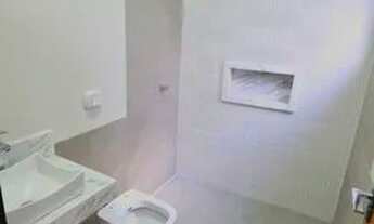 Imagem 5: Linda casa no condomínio Village montonee. ao lado centro