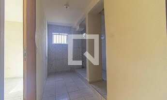 Imagem 5: Casa para Aluguel - Pilarzinho, 2 Quartos, 58 m2