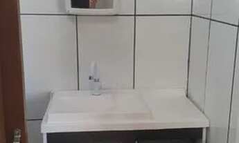 Imagem 2: Alugo, apto de UM quarto para casal sem filhos ou solteiro(a), mobiliado, sem garagem