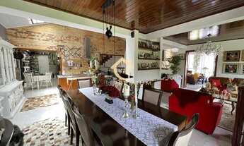 Imagem 2: Casa à venda no bairro Golfe - Teresópolis/RJ