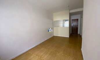 Imagem 2: Apartamento para venda tem 65 metros quadrados com 2 quartos em Icaraí - Niterói - RJ