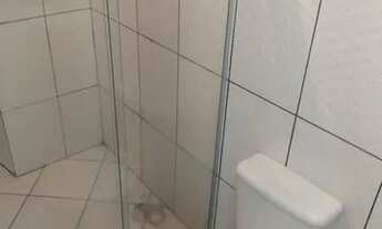 Imagem 7: Aluga se uma casa dois quartos sala área de serviço