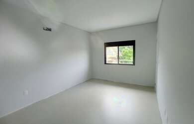 Imagem 7: Casa com piscina