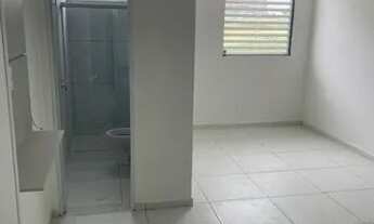 Imagem 2: Alugo Apto Estilo Kitnet no Bairro do Catolé - Com Garagem