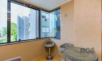 Imagem 4: Apartamento 83m² - 3 dormitórios, 1 suíte, sacada e 1 vaga de garagem no bairro Camaquã