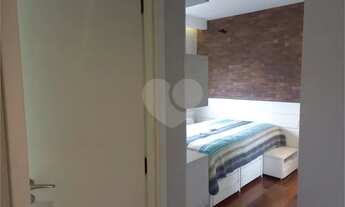 Imagem 2: EXCELENTE APTO 213M2 COM PÉ DIREITO DUPLO, SENDO 03 SUÍTES, VARANDA GOURMET, 04 VAGAS