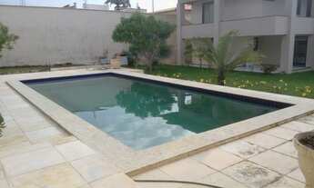 Imagem 4: Alugo linda casa duplex ao lado da Avenida Litorânea com 05 suítes