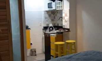 Imagem 1: Apartamento conjugado reformado à venda, porteira fechada, 20m², posto 5, Copacabana. RIO
