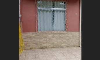 Imagem 2: Alugo Linda Casa no Centro com 3 quartos e garagem