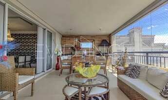 Imagem 3: Apartamento à Venda com 3 Suítes, 192m²