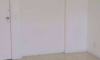 Imagem 3: Apto 2 qtos com armários (coração da freguesia) total infra