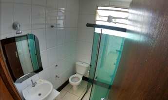 Imagem 5: Apto em predio individual n segundo andar no B. Sagrada Familia