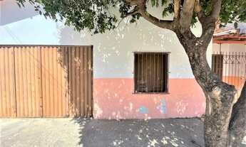 Imagem 2: Casa para Venda em Guanambi, Vasconcelos, 3 dormitórios, 1 banheiro, 1 vaga