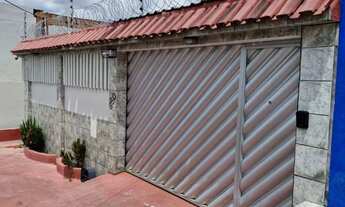 Imagem: Casa reformada no Conj. Manoa