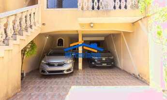 Imagem: Casa com 3 quartos e 3 vagas de garagem