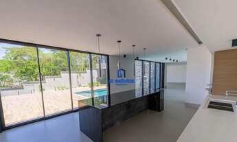 Imagem 7: Imóvel para venda possui 550 metros quadrados com 4 quartos