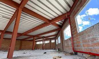 Imagem 5: Prédio/Edifício inteiro para aluguel possui 340 metros quadrados