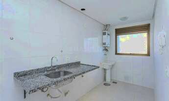 Imagem 7: Apartamento com 2 dormitórios, sendo 1 suíte, no bairro Passo d`Areia