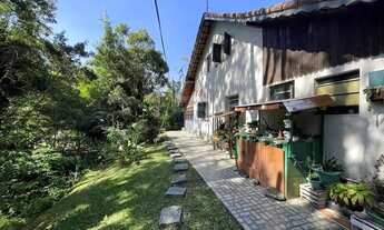 Imagem 5: Casa com Terreno Espetacular de 3.000m² à Venda em Mury por R$590.000,00