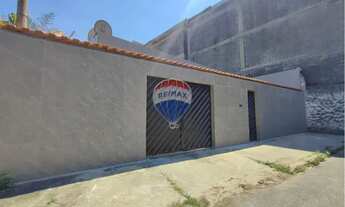 Imagem 2: Casa à venda no Centro de Nilópolis 3 quartos, 2 banheiros, piscina e área gourmet comple