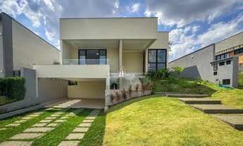 Imagem: Casa Subtérrea com 3 Suítes Plenas, completa