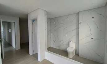 Imagem 2: Apartamento Alto Padrão de 3 Suítes em Piçarras a Poucos Metros do Mar