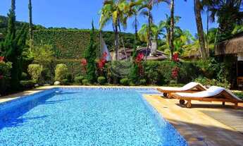 Imagem 5: Villa Ubud: Um Paraíso Balinês Onde o Exótico e o Luxo Dançam em Harmonia no Jardim Acapul