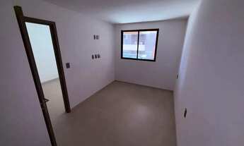 Imagem 5: Edf Wish a uma quadra da praia de Jatiuca quarto e sala com varanda 51m2