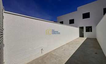 Imagem: Casa Geminada à Venda - 120m² - 2 Quartos