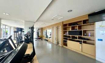 Imagem 3: Apartamento mobiliado no ed Mistral , com 2 quartos, sendo 1 suíte, 1 vg garagem