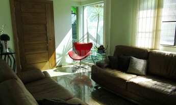 Imagem: Casa ampla bem localizada no bairro Caiçaras