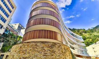 Imagem 4: Apartamento para venda com 180 metros quadrados com 4 quartos em Lagoa - Rio de Janeiro