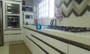 Imagem 4: Casa para venda tem 258 metros quadrados com 4 quartos em Coqueiros - Florianópolis - SC