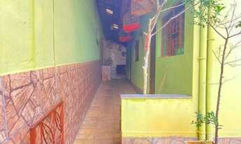 Imagem 3: Casa com 4 Quartos, Jardim e 4 vagas de 576 m2