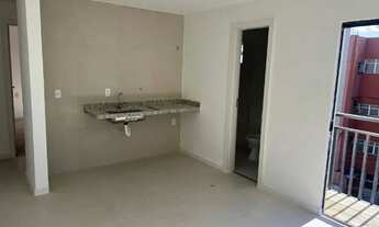 Imagem 2: Apartamentos, Itapuã, praia, ¼ e 2/4 com suíte, sanitário, varanda, cozinha, área serviço